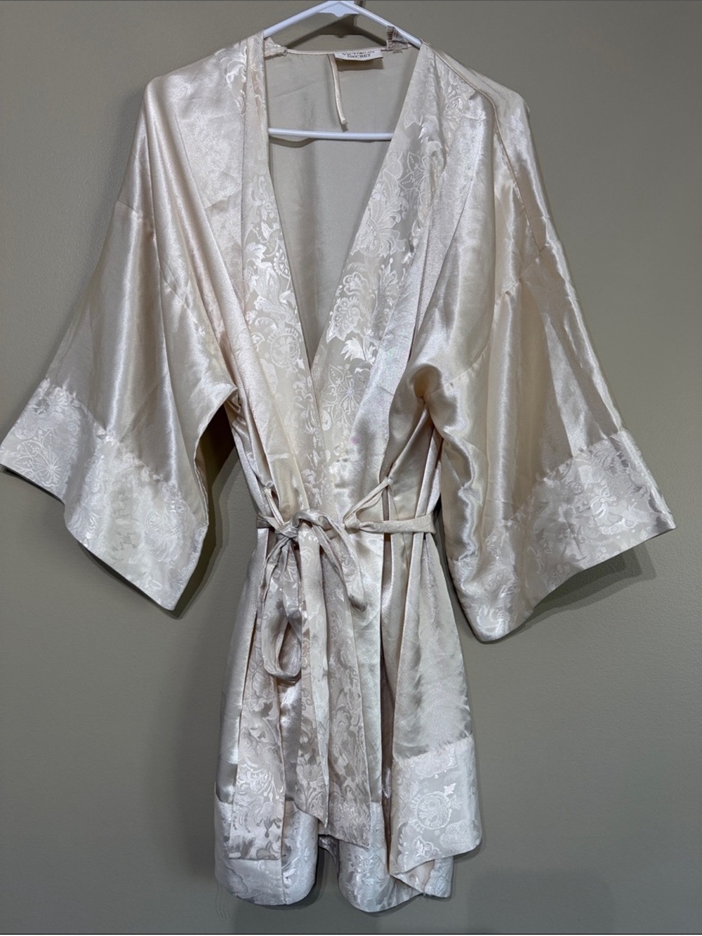 Vintage 90’s Victoria Secret Gold Champagne Satin Jacquard Floral Gold Label Rob
